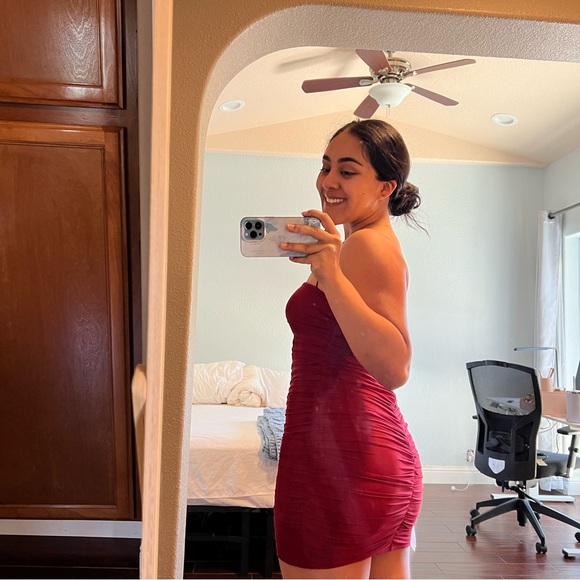 Princess Polly Tara Ruched Mesh Overlay Mini Dress Red size 6 - Picture 3 of 4